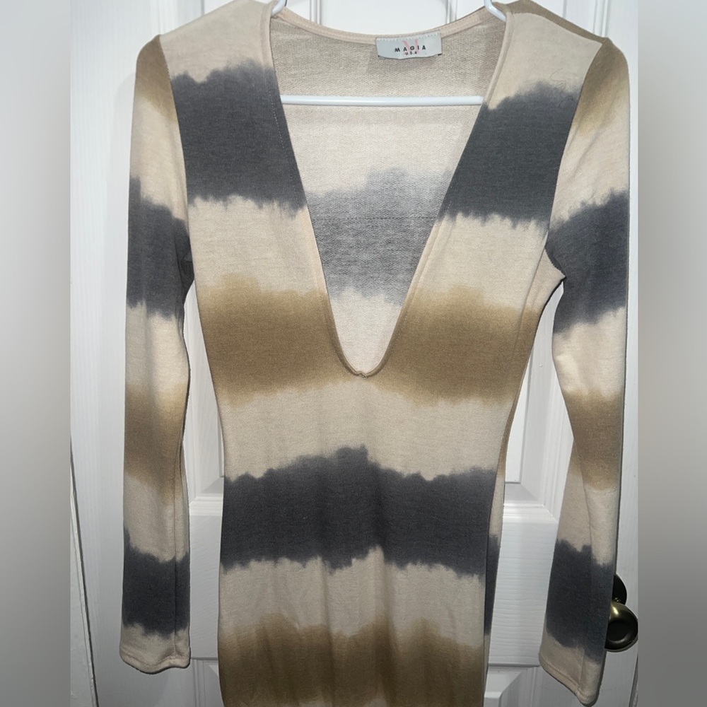 Long v neck bodycon dress